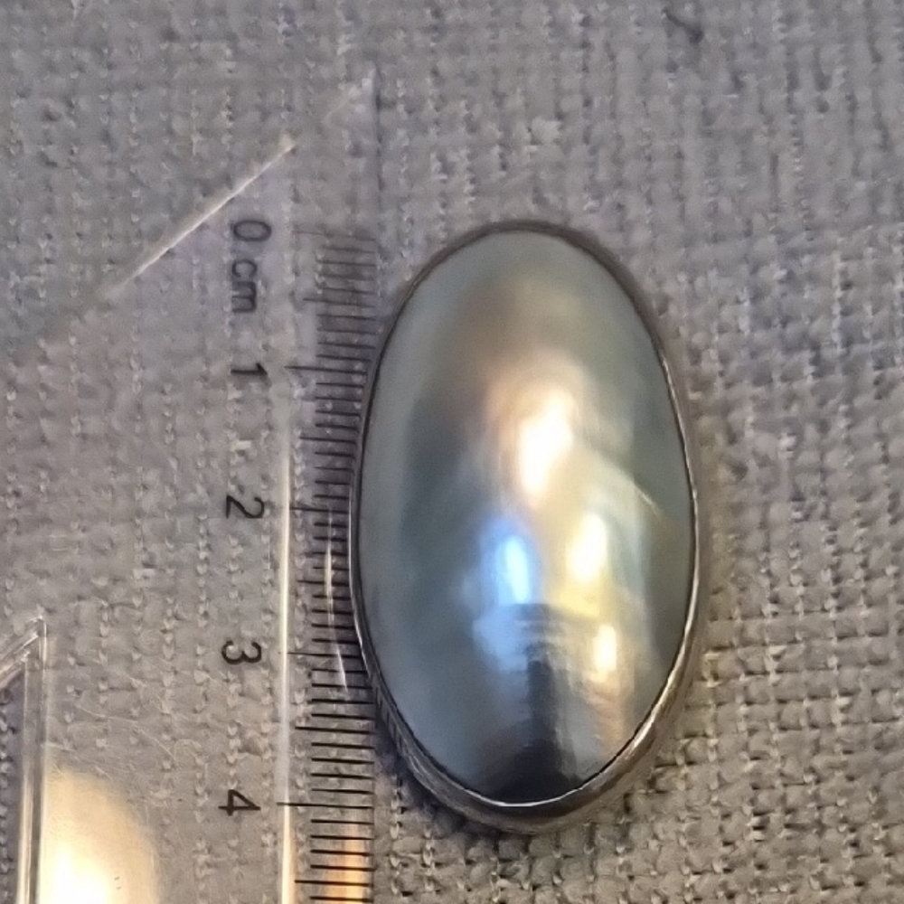Silver Oval Pearl Ring